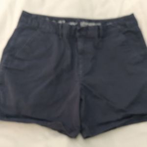 Eddie Bauer Legend Wash ladies shorts....size 12